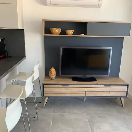 Apartment Denize Sifir, Guemuesluek Yakini-3 Km- Kiralik Rezidans